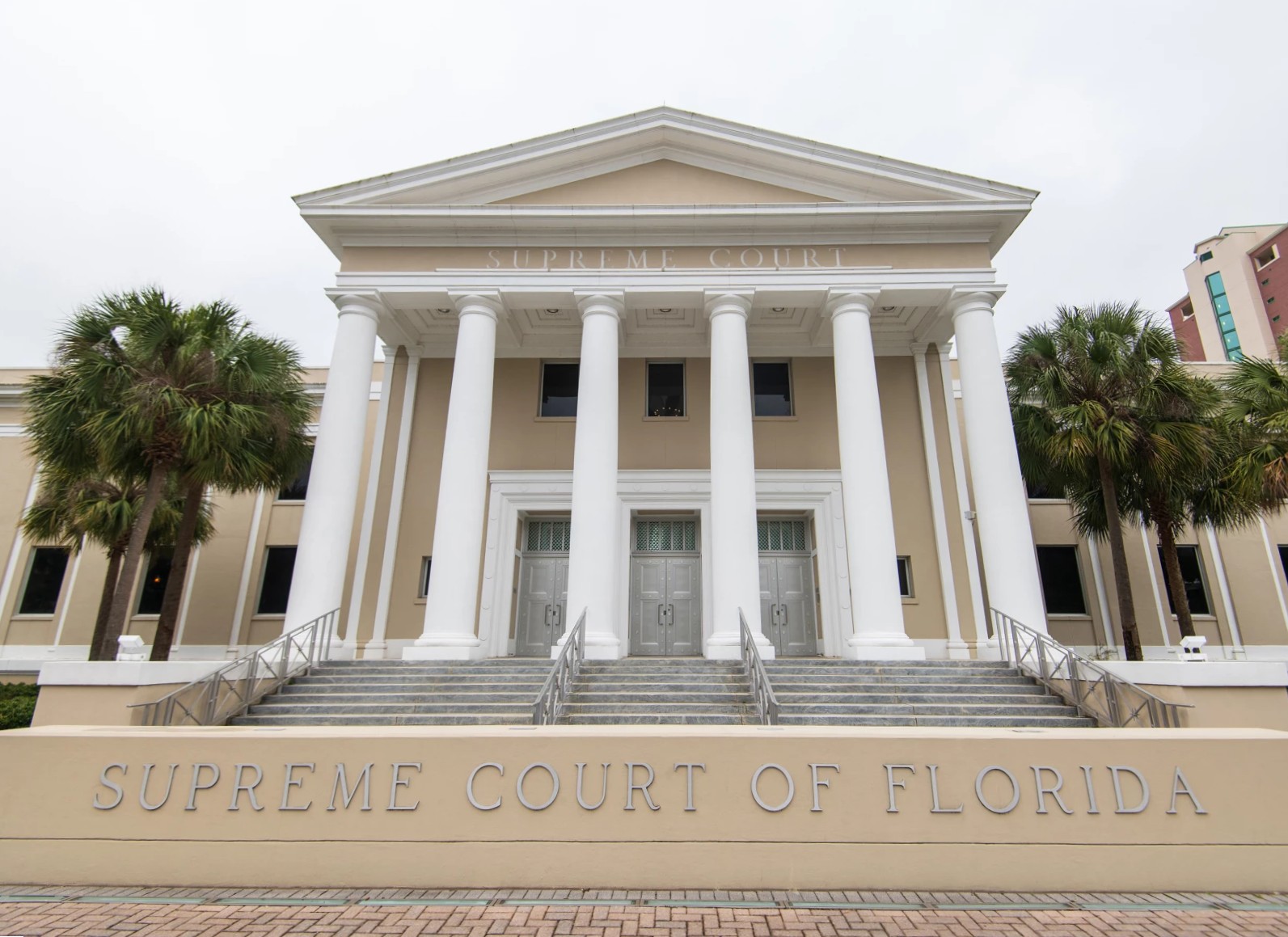Hookah Tax Fight Heads to Florida Supreme Court